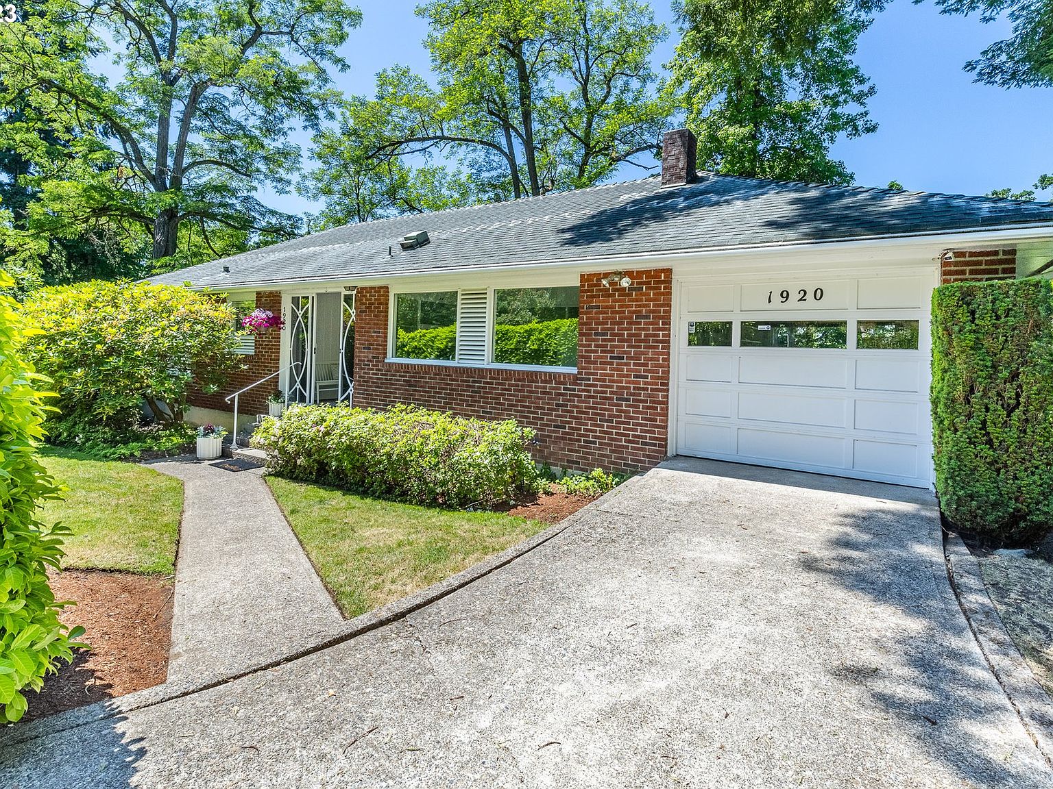 1920 Parkside Dr, Eugene, OR 97403 Zillow