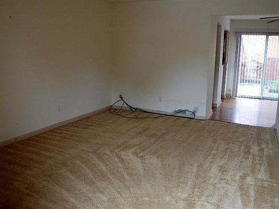 3rd image of 4540 Shawnray Dr APT 101