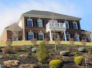 2031 Timbercrest Dr, Greensburg, PA