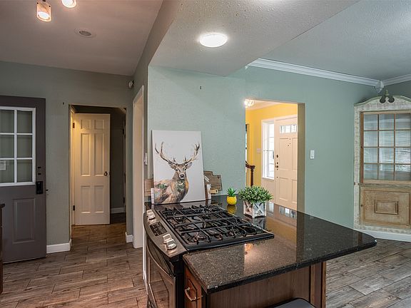 5th image of 435 61st St
