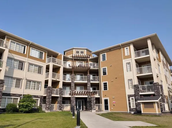 3670 139th Ave NW #206, Edmonton, AB T5Y 3N5