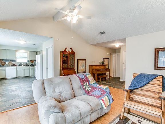 4th image of 14110 Eventide Dr