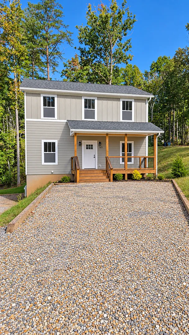 New Construction - Fairview Rental! — Photo 2
