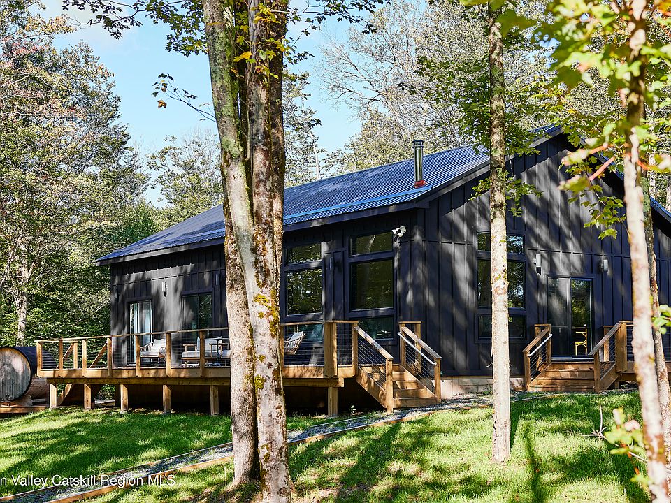 1st image of 377 Hubert Road