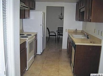 1st image of 821 W Paseo Del Prado