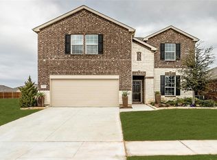 1829 Waggoner Dr, Aubrey, TX 76227