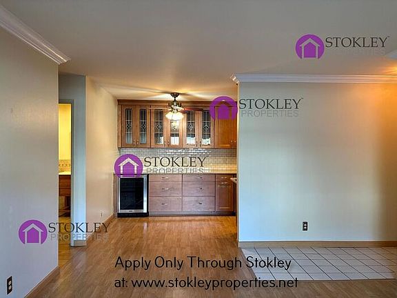 3rd image of 1455 Marchbanks Dr APT 1