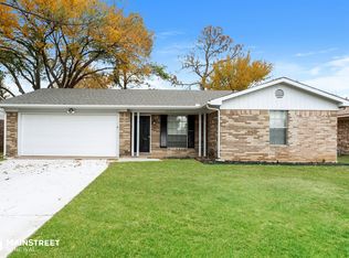 2101 Ruby Rd, Irving, TX 75060