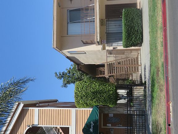 4th image of 637 Atlantic Ave APT 10