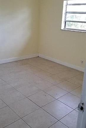5th image of 2545 Taft St APT 202