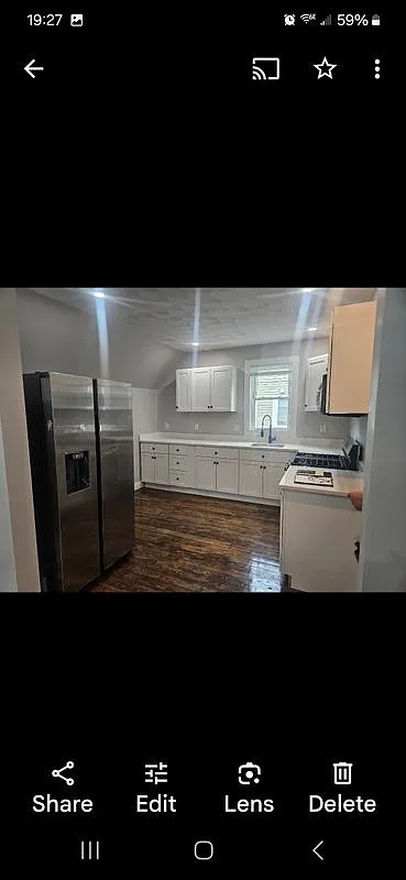 2 bed, 1.0 bath, 900 sqft, $2,000 — Photo 2