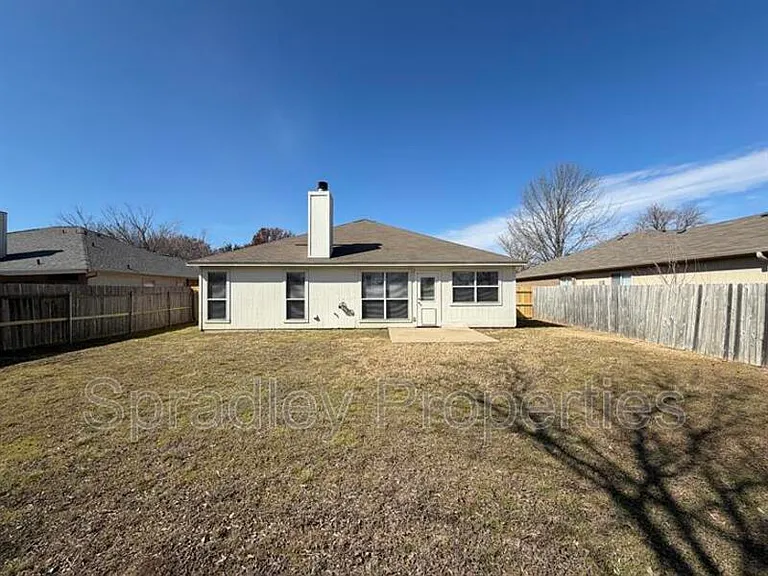217 Meadowbrook Dr — Photo 25