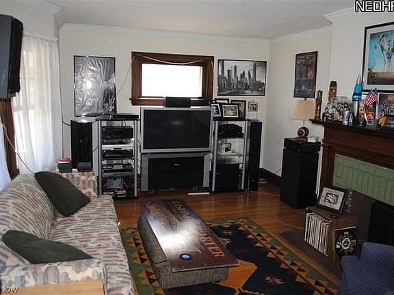 4th image of 15021-15023 Athens Ave