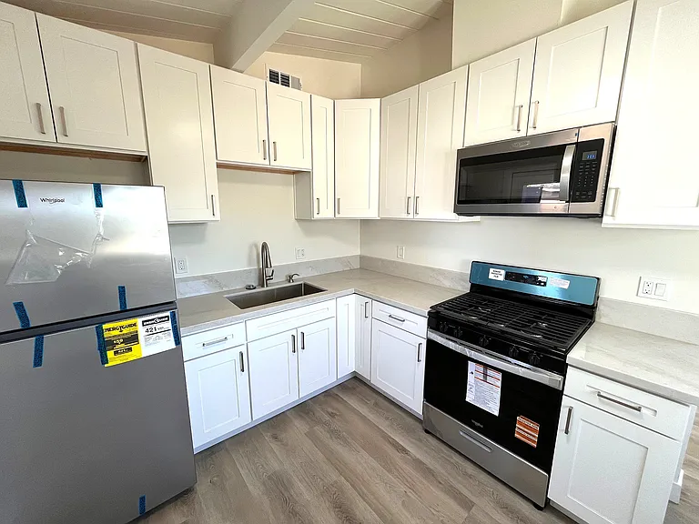 803 N Citrus Ave #803 — Photo 7