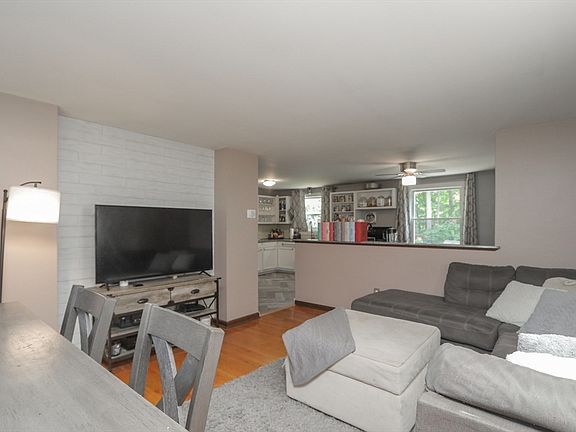2nd image of 41 Rosedale Ave