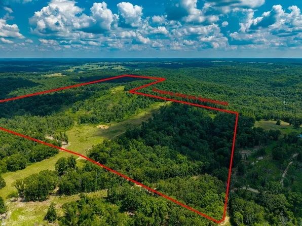 000 Berry Road, Cabool, MO 65689