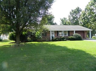 5 Hilltop Rd, Lititz, PA 17543