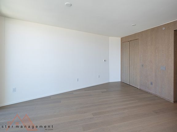 5th image of 1000 Auahi St #3205