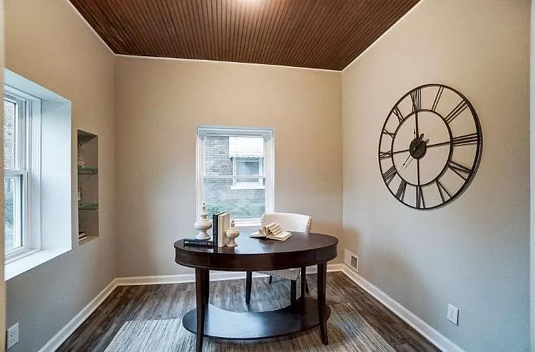 1803 Avonlea Ave — Photo 15