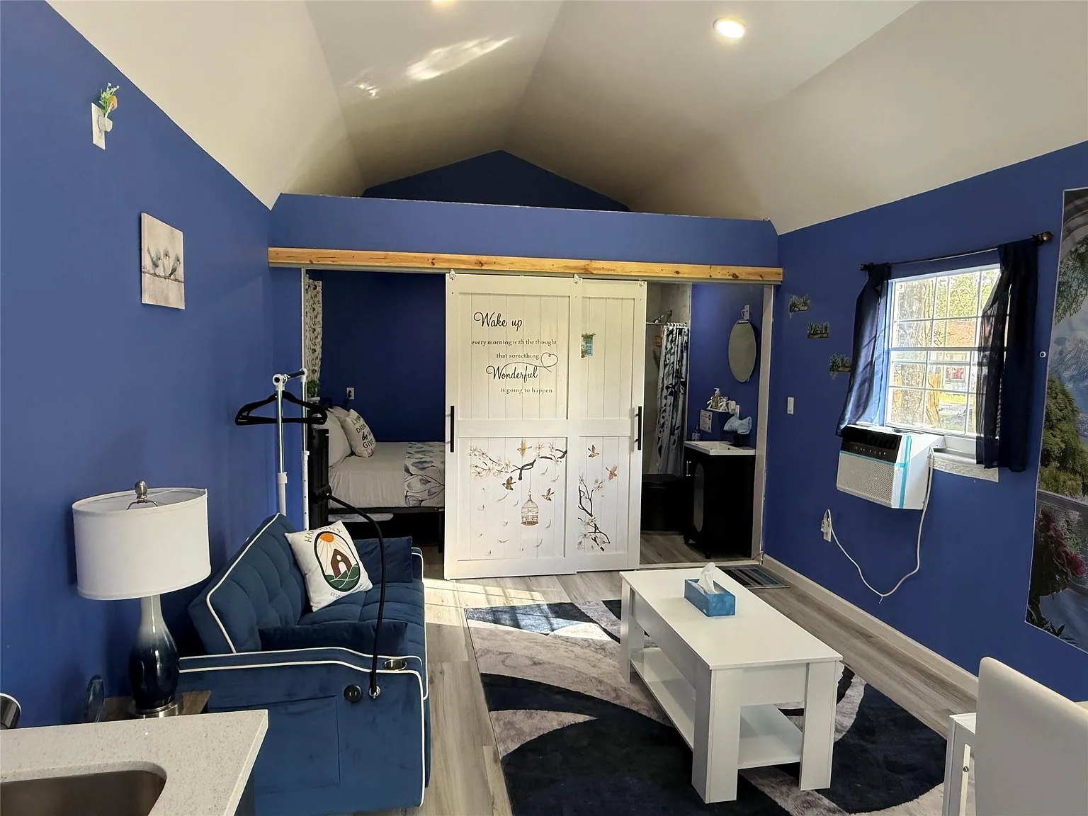 1 bed, 1.0 bath, 384 sqft, $1,500 — Photo 4