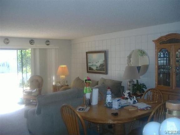 4th image of 76 W Garden Grn