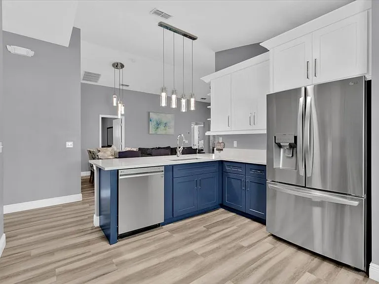231 Scrub Jay Way — Photo 4