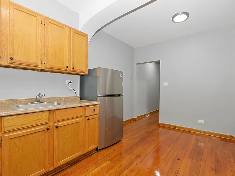 6001-6005 S Richmond St #2915-21 — Photo 5
