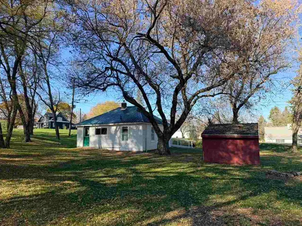1003 Water St, East Jordan, MI 49727