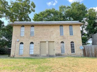 1913 Nolen Ct, Arlington, TX 76012