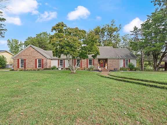 2nd image of 1706 Haynes Dr