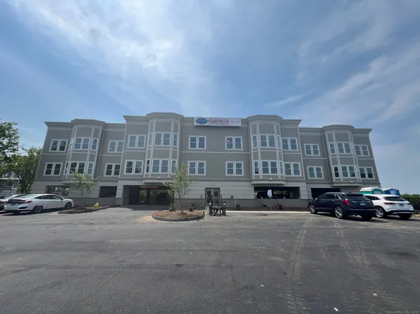 300 Harbour Close #P, New Haven, CT 06519