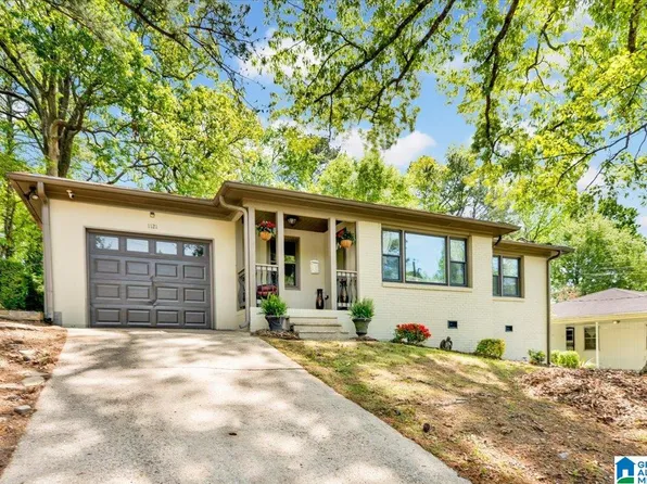 1121 Carnation Dr, Birmingham, AL 35215