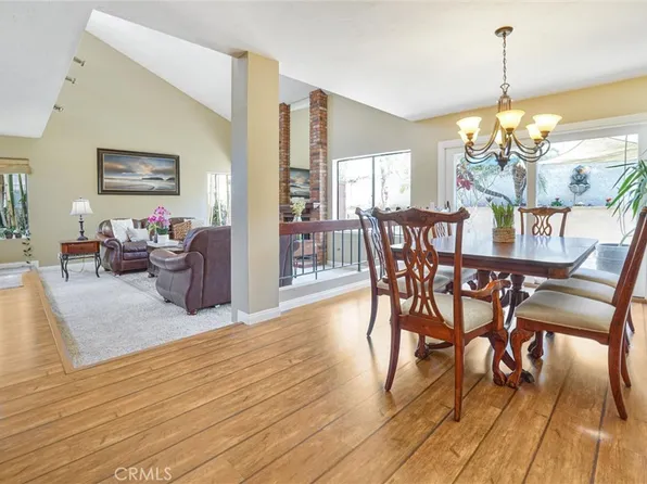 8 Columbus, Irvine, CA 92620