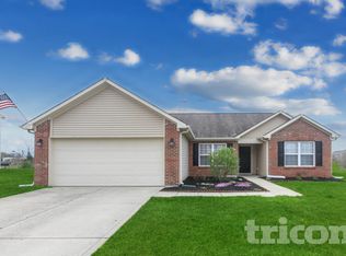943 Farmington Trl, Brownsburg, IN 46112