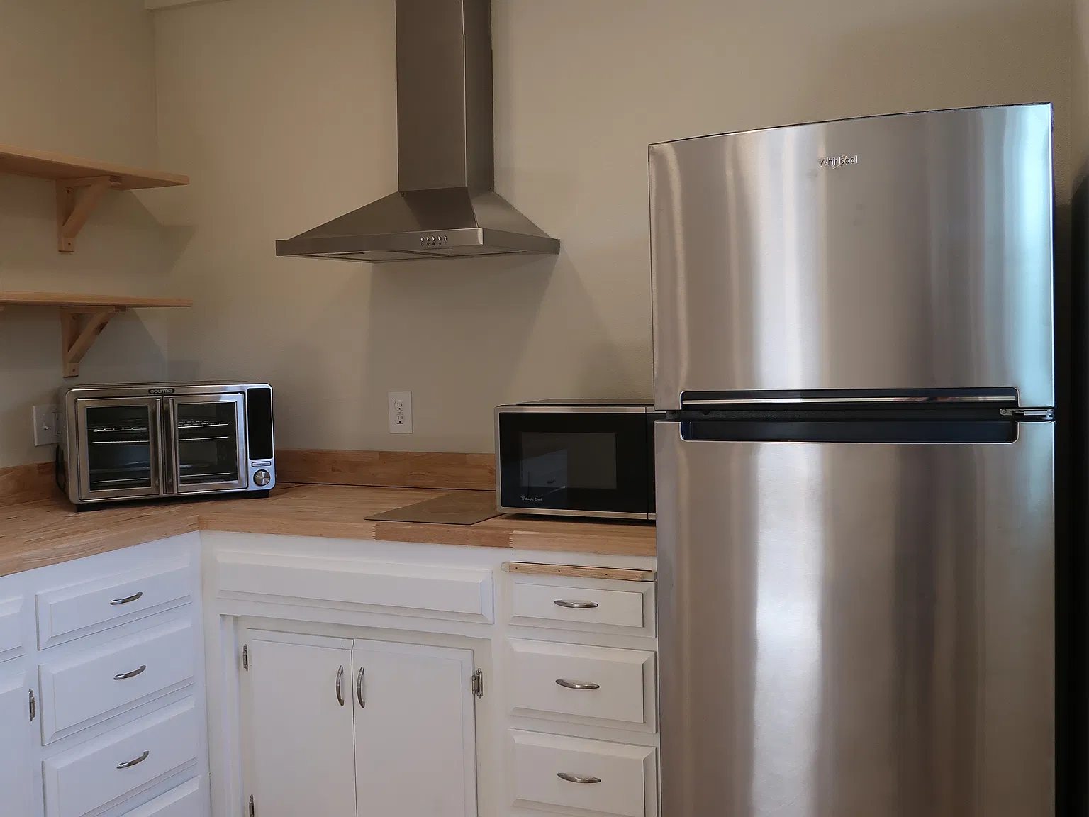Studio, $1,150 — Photo 4