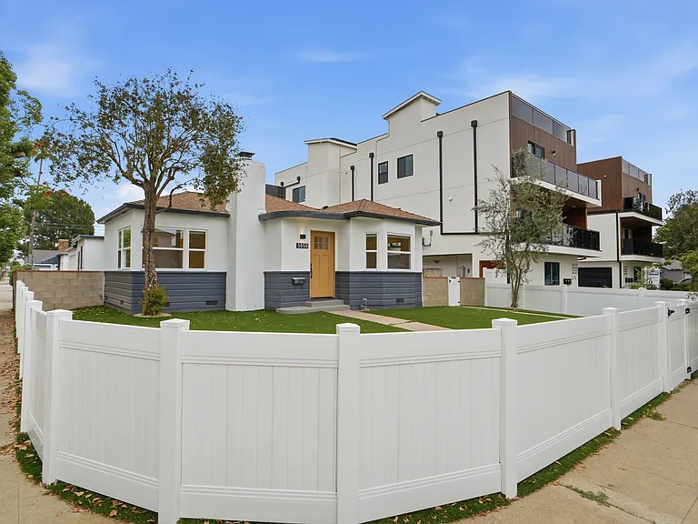 5656 Cartwright Ave — Photo 10