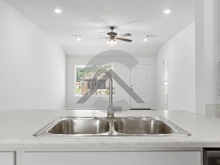 11 E Reliance Ct — Photo 5