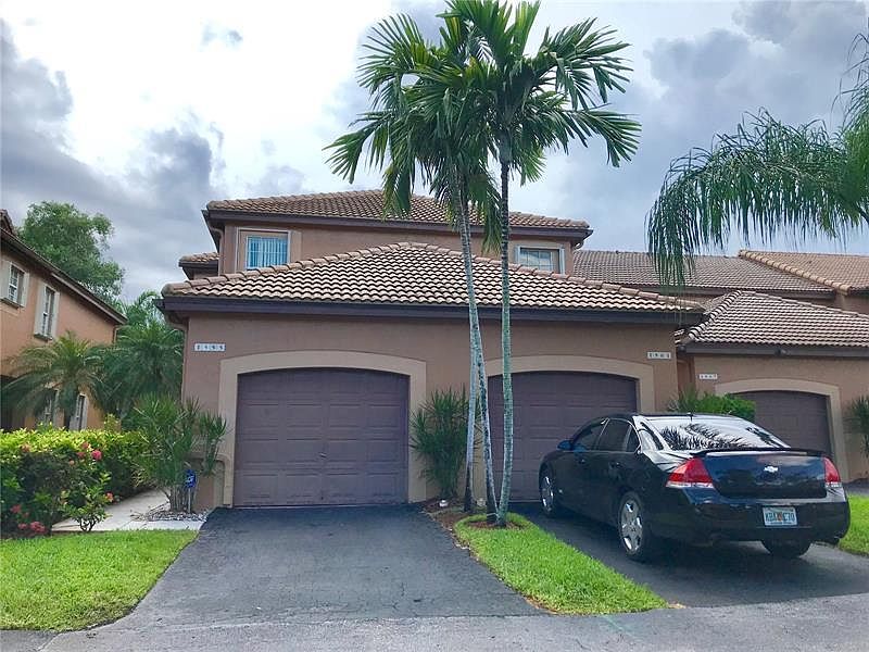 1st image of 1555 Barcelona Way