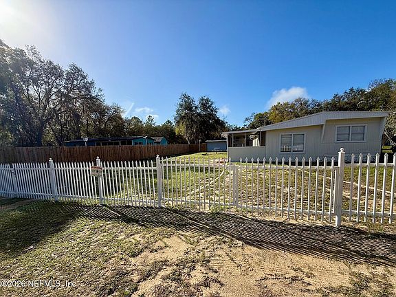 4th image of 109 MARTINDALE Avenue