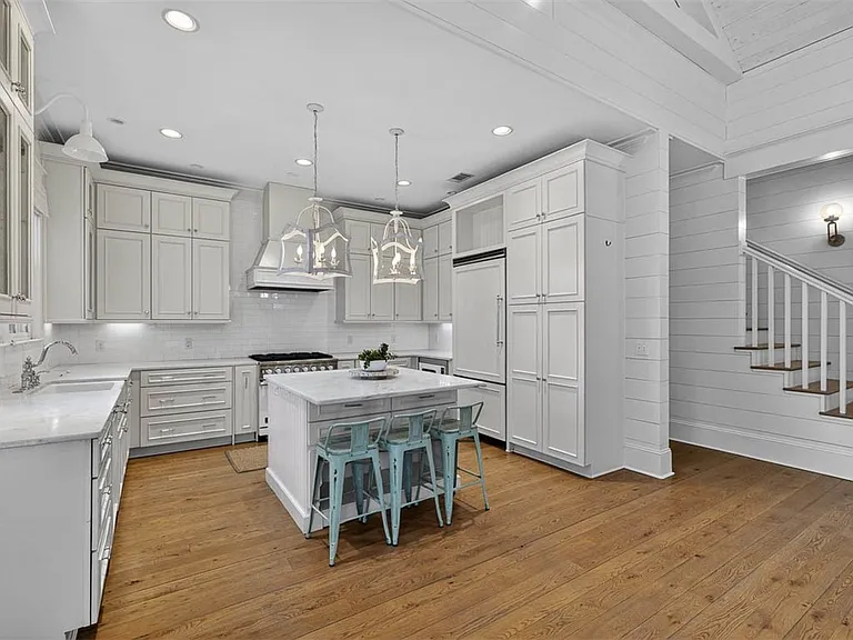 1030B Village Oaks Ln — Photo 36
