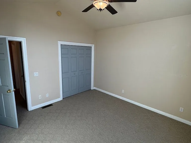 1124 Alta Vista Dr — Photo 22
