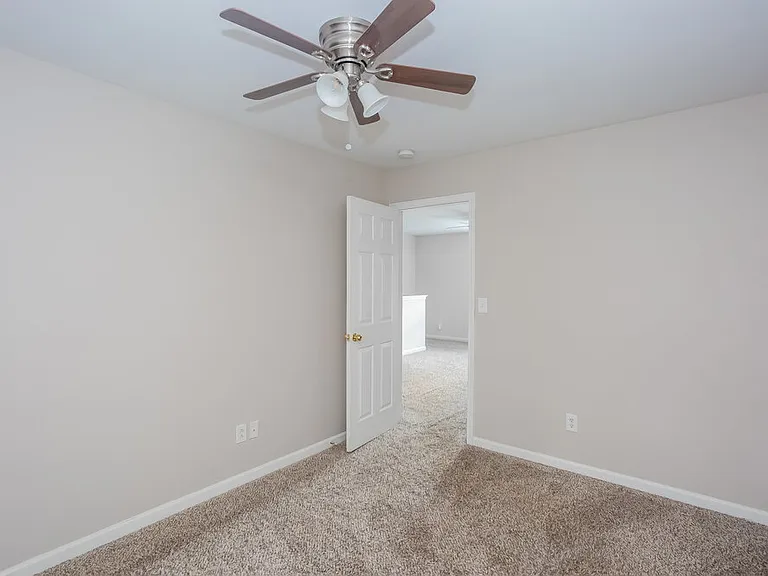 10408 Sparrow Springs Ln — Photo 12