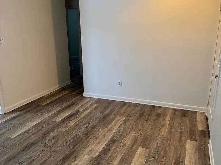 515 Ridge Ave #521 — Photo 6
