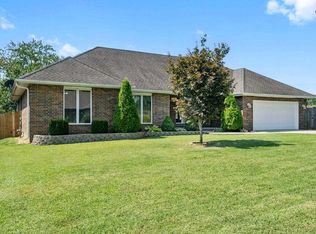 4104 E Crighton Pl, Springfield, MO 65809