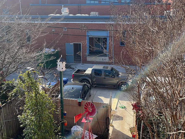 1526 W Mount Royal Ave #2R — Photo 14