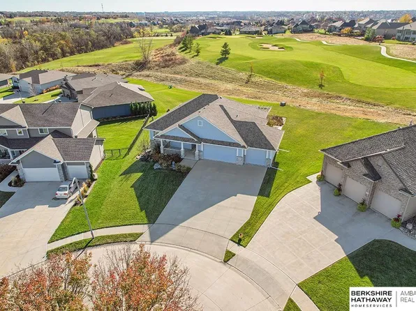 12307 Reynolds Cir, Omaha, NE 68142
