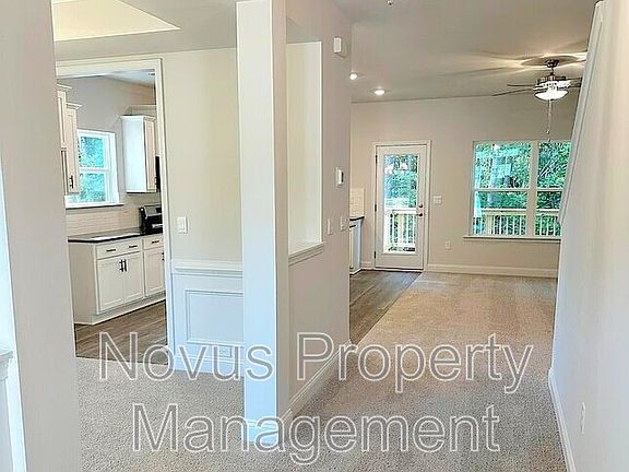 3rd image of 200 Laney Dr