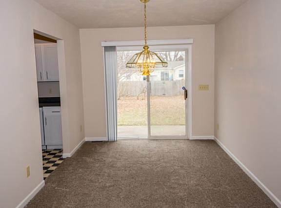 3rd image of 526 E 17th St
