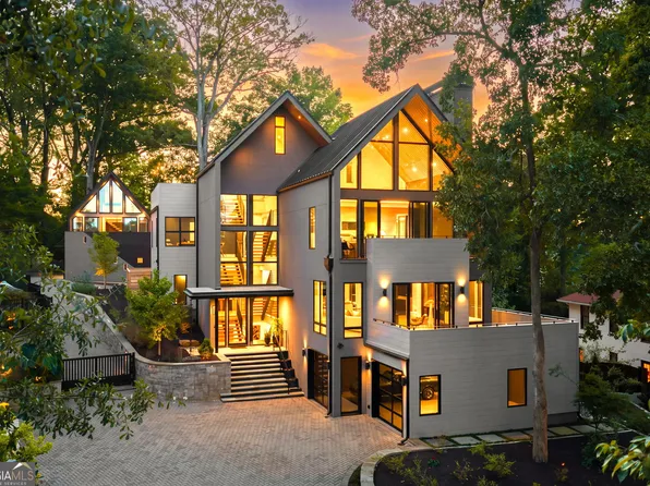 1033 Reeder Cir NE, Atlanta, GA 30306