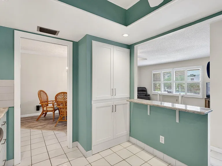1800 SE Saint Lucie Blvd #11-203 — Photo 17